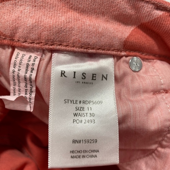 NWT Risen Jeans in Peach Pink Denim White Star Print Women’s Size 11/30 - Picture 11 of 15